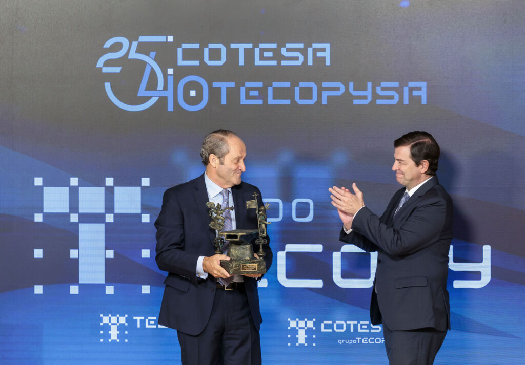 El presidente de TECNIBERIA celebra con GRUPO TECOPY su 40 Aniversario 3 1758284718482 1