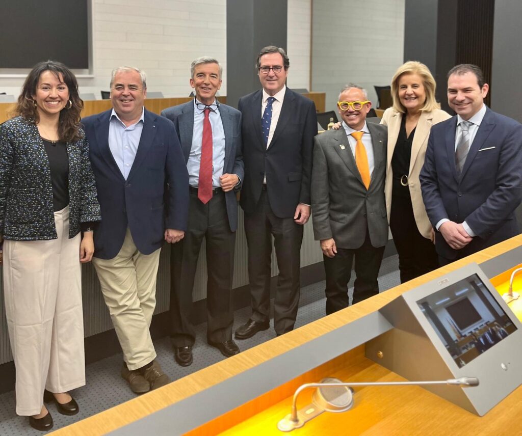 Reunion secretarios CEOE