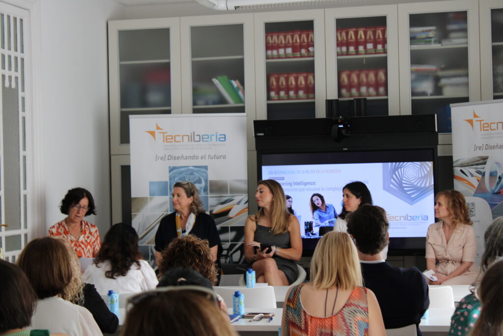 Tecniberia celebra el Día Internacional de la Mujer en la Ingeniería con la jornada “Engineering Intelligence”: talento femenino en ingeniería 3 IMG 1628 1